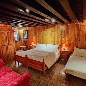 La Casa Del Pescatore: A Lovely Escape In Venice!! Venecia
